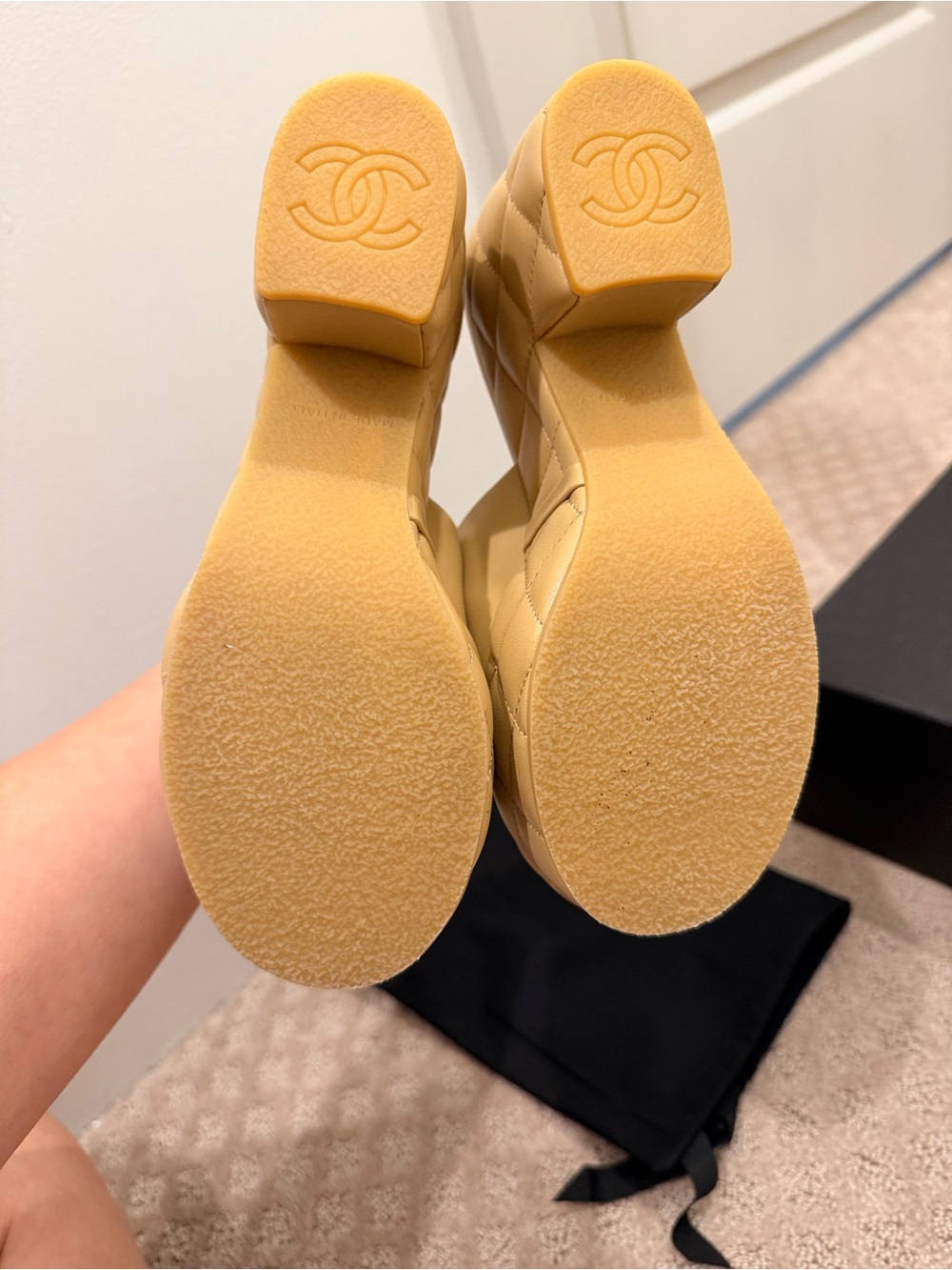 CHANEL Beige Leather CC Logo Slide Mules - Picture 4 of 6